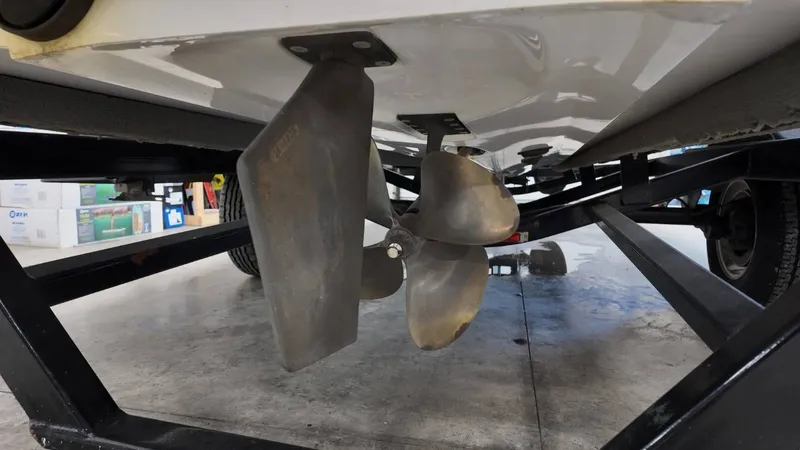 Slide: The Image of MasterCraft X2 2004 - 11