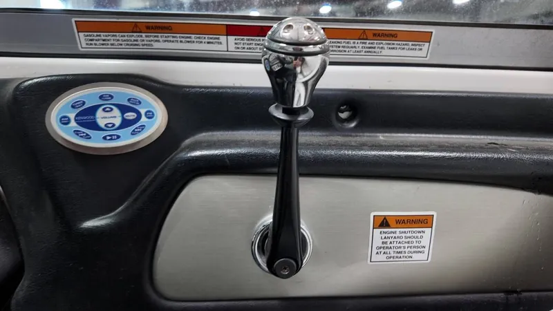 Slide: The Image of MasterCraft X2 2004 - 32