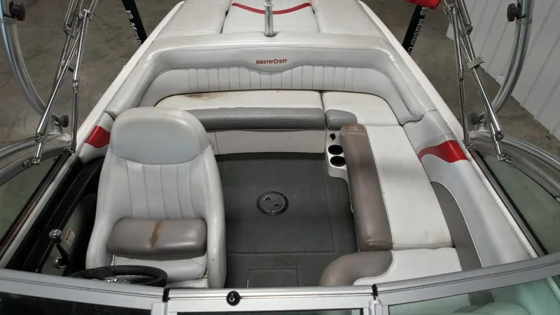 Slide: The Image of MasterCraft X2 2004 - 34