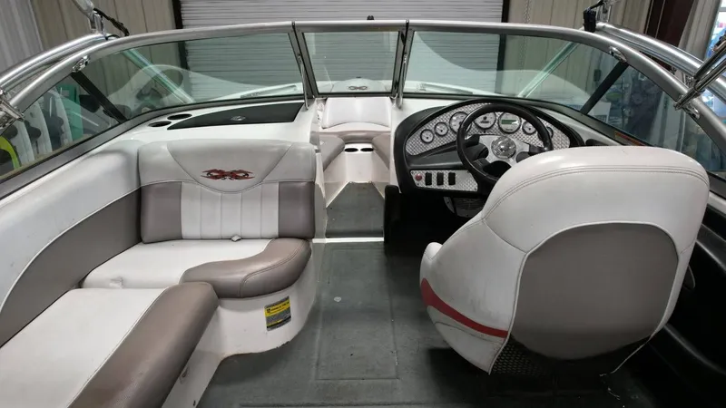 Slide: The Image of MasterCraft X2 2004 - 35