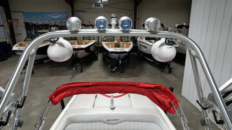 Slide: The Image of MasterCraft X2 2004 - 43