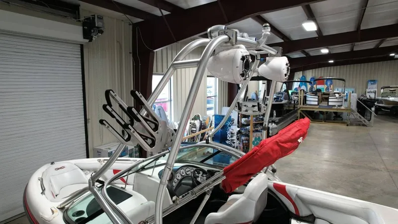 Slide: The Image of MasterCraft X2 2004 - 44