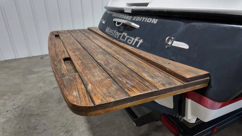 Slide: The Image of MasterCraft X2 2004 - 7