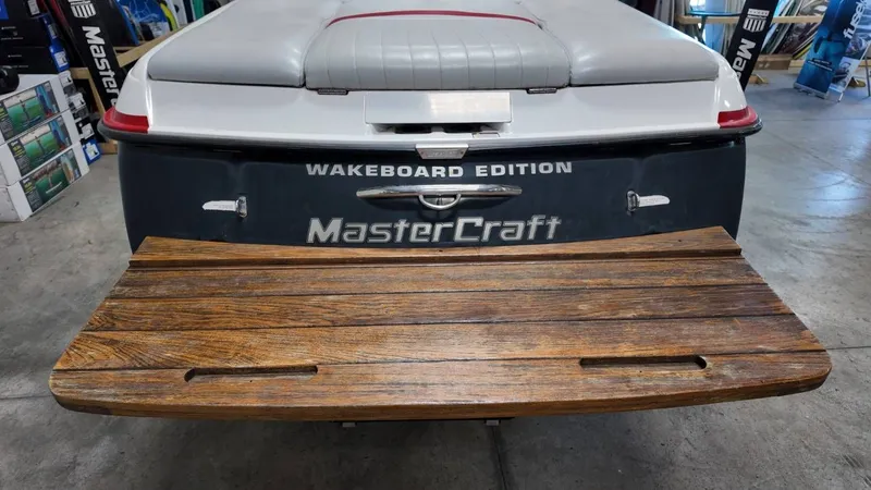 Slide: The Image of MasterCraft X2 2004 - 9
