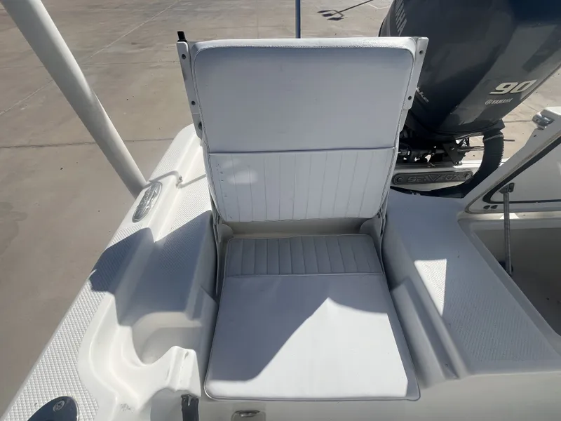 Slide: The Image of 2013 Sea Fox 180XT boat seat with Yamaha 90 engine. - 23