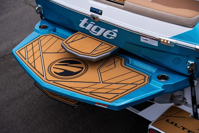 Slide: The Image of Tigé Ultré 25ZX 2026 - 28