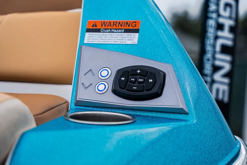 Slide: The Image of Control panel of 2026 Tigé Ultré 25ZX with buttons. - 30