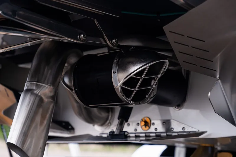 Slide: The Image of Close-up of Tigé Ultré 25ZX 2026 boat engine detail. - 32