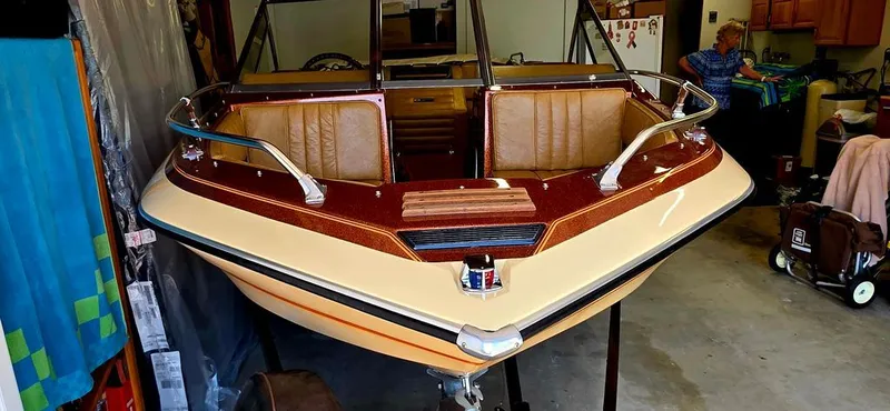 Slide: The Image of Glastron 18 1981 - 9