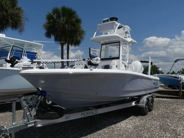 The Image of Robalo 246 Cayman SD 2026 - 1