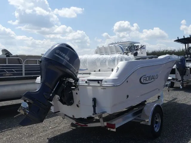 Slide: The Image of Robalo R180 Center Console 2026 - 4