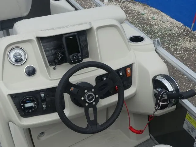 Slide: The Image of SunChaser 18 Fish 2021 - 15