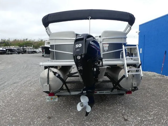 Slide: The Image of SunChaser 18 Fish 2021 - 5