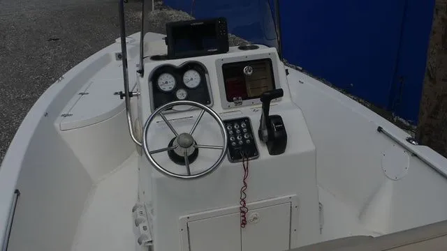 Slide: The Image of NauticStar 1810 NauticBay 2016 - 13