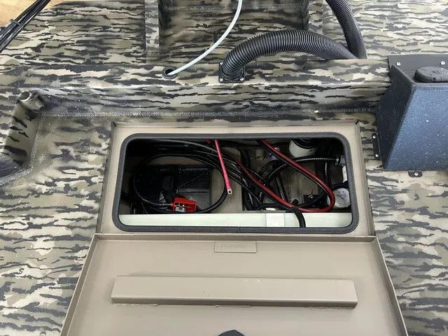 Slide: The Image of Excel 1860 Shallow Water F4 CC 2026 - 12