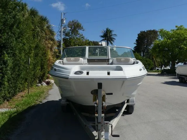 Slide: The Image of Crownline Boats Eclipse E215 XS 2023 - 2
