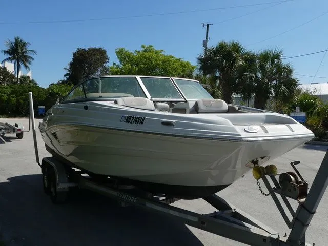 Slide: The Image of Crownline Boats Eclipse E215 XS 2023 - 3