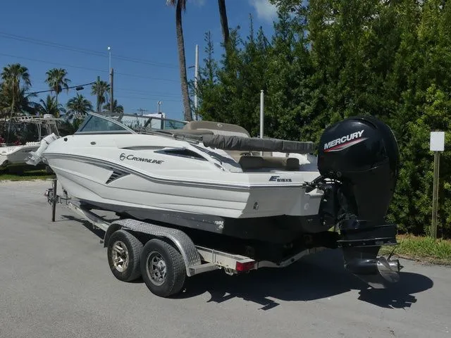Slide: The Image of Crownline Boats Eclipse E215 XS 2023 - 6