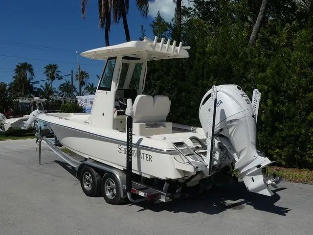 Slide: The Image of Shearwater 250 SS 2026 - 6