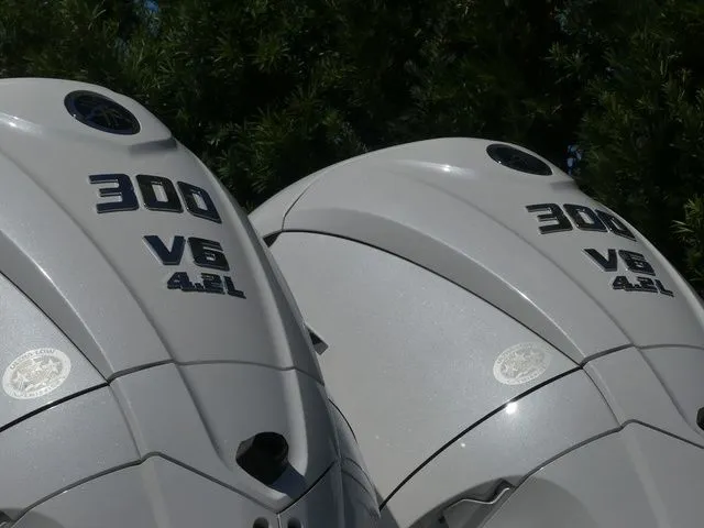 Slide: The Image of Shearwater 270 CAROLINA SS OPEN BOW 2026 - 10