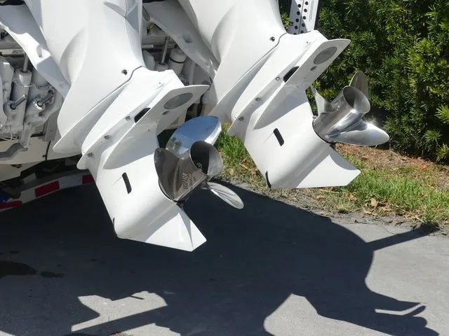 Slide: The Image of Shearwater 270 CAROLINA SS OPEN BOW 2026 - 11