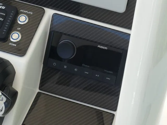 Slide: The Image of Shearwater 270 CAROLINA SS OPEN BOW 2026 - 21