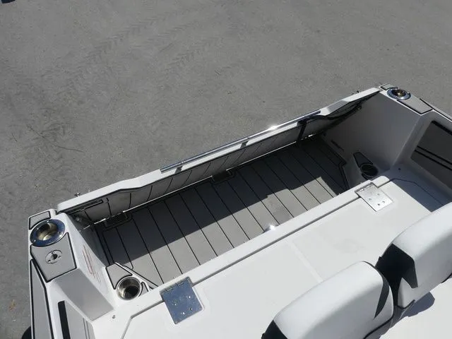 Slide: The Image of Scarab 255 Open ID 2018 - 24