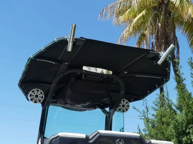 Slide: The Image of Scarab 255 Open ID 2018 - 25