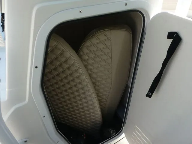 Slide: The Image of Release RX 210 2019 - 15