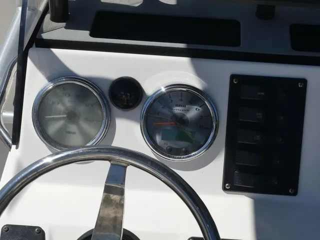 Slide: The Image of Yamaha 190 FSH 2017 - 13