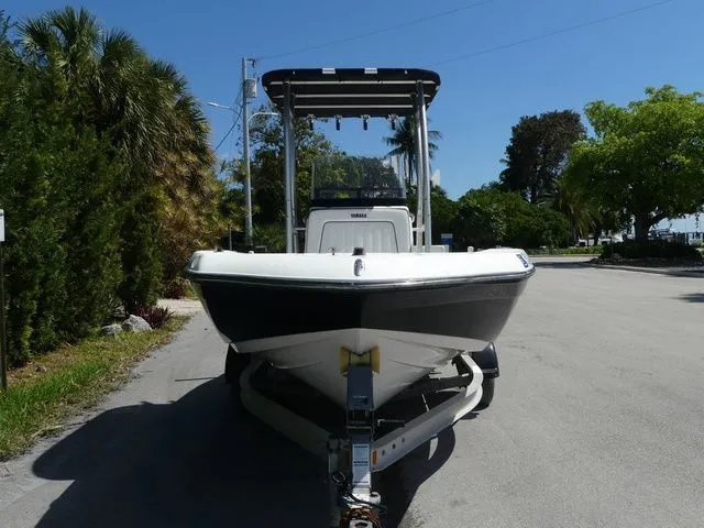 Slide: The Image of Yamaha 190 FSH 2017 - 2