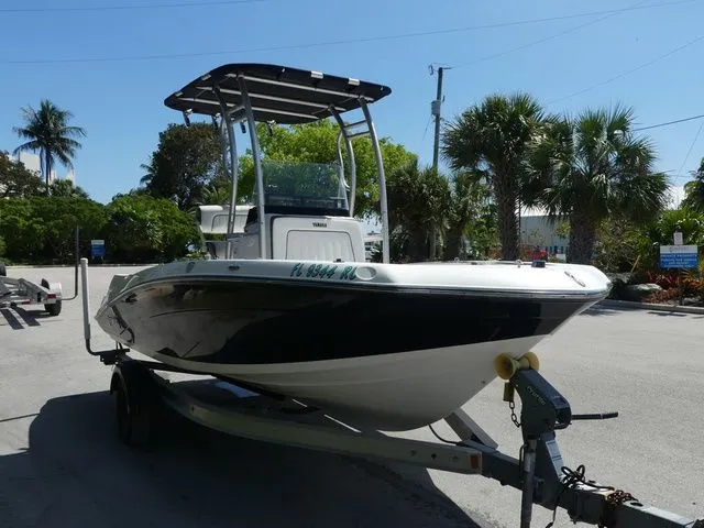 Slide: The Image of Yamaha 190 FSH 2017 - 3