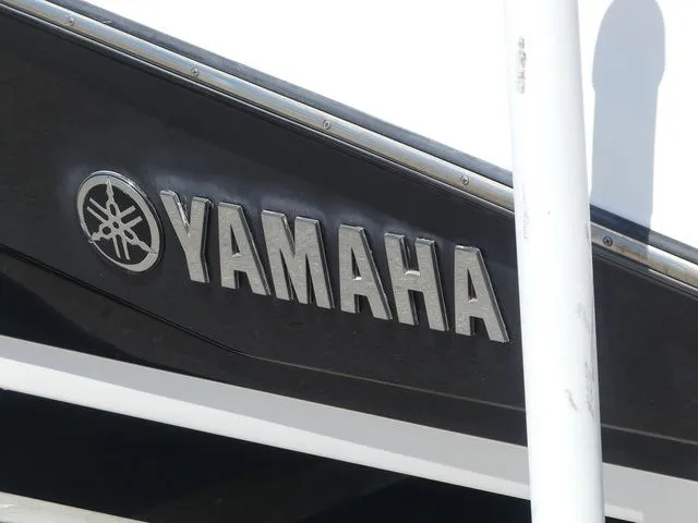 Slide: The Image of Yamaha 190 FSH 2017 - 7