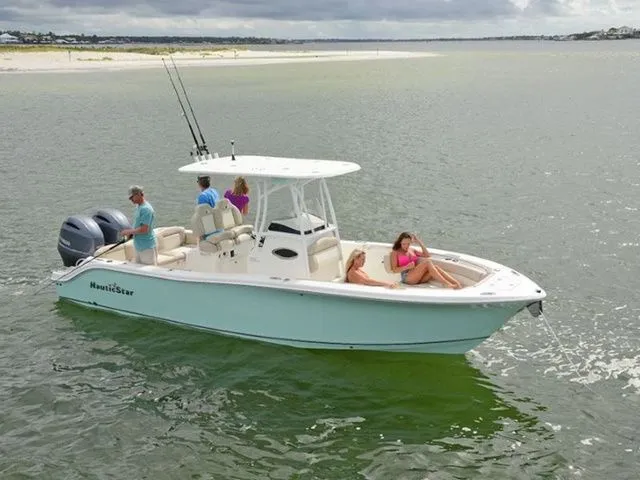 The Image of NauticStar 2602 Legacy 2019 - 1