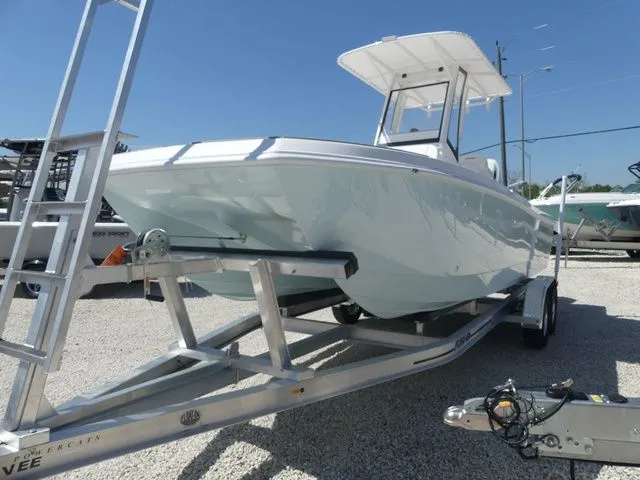 Slide: The Image of 2026 Twin Vee 220 Baycat on trailer, side view. - 8