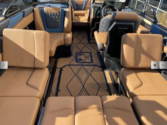 Slide: The Image of Malibu M230 2025 - 11