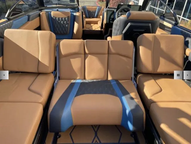 Slide: The Image of Malibu M230 2025 - 13