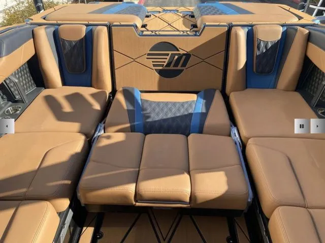 Slide: The Image of Malibu M230 2025 - 15