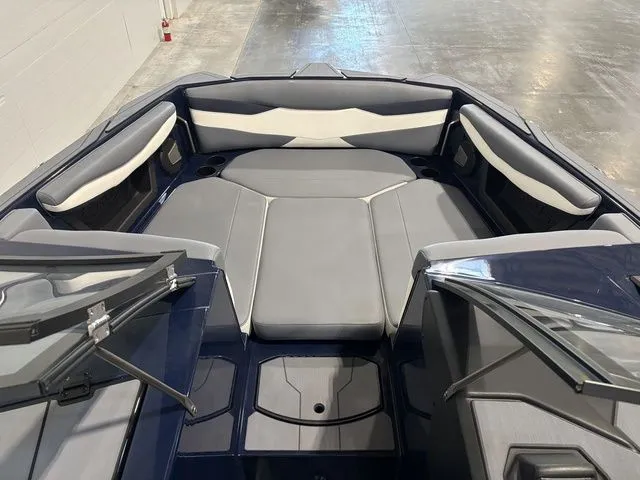 Slide: The Image of Axis Wake Research A245 2025 - 14