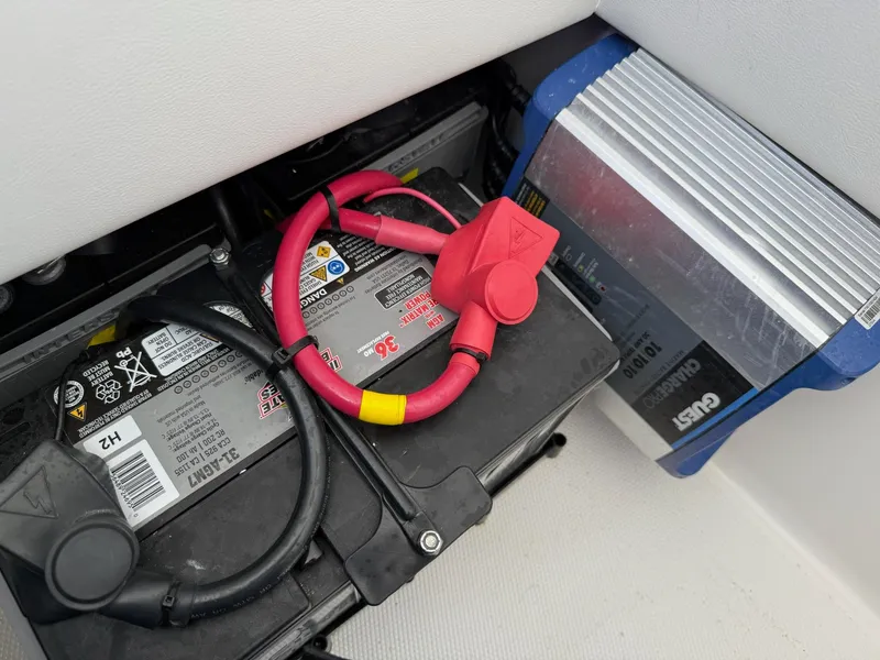 Slide: The Image of Sea Hunter 28 Floridian 2023 - 55