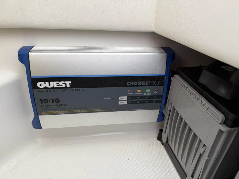 Slide: The Image of Sea Hunter 28 Floridian 2023 - 56