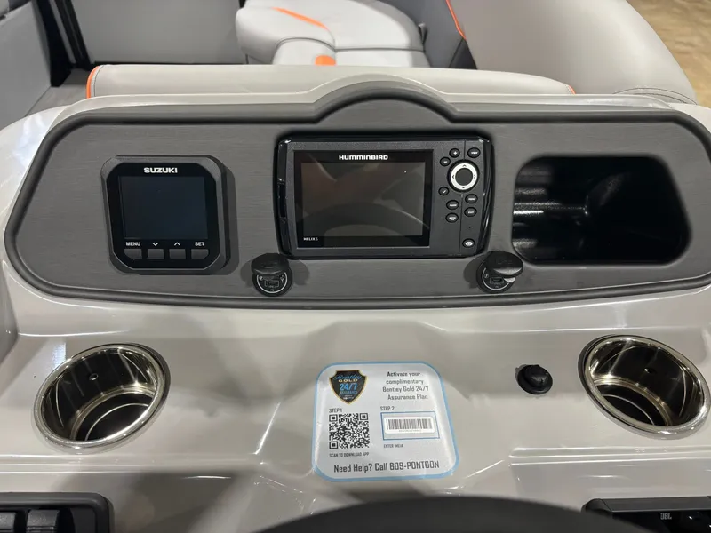 Slide: The Image of Dashboard of Bentley Pontoons 223 Bolt 2027 with electronics. - 18