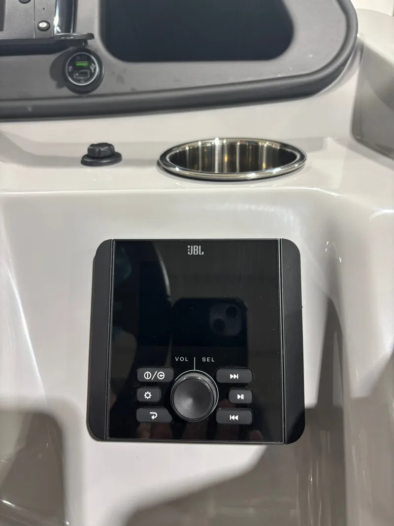 Slide: The Image of JBL control panel on Bentley Pontoons 223 Bolt 2027 dashboard. - 19