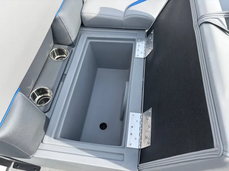 Slide: The Image of Bentley Pontoons 223 Bolt 2027 - 26