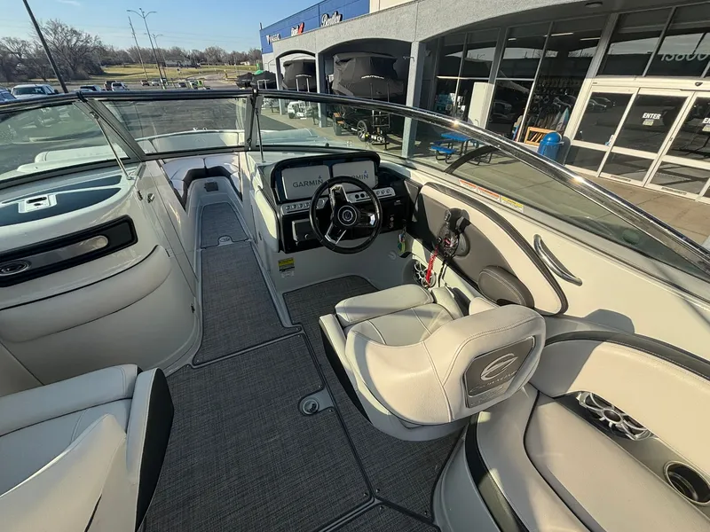 Slide: The Image of Crownline Boats 260 SS 2023 - 21