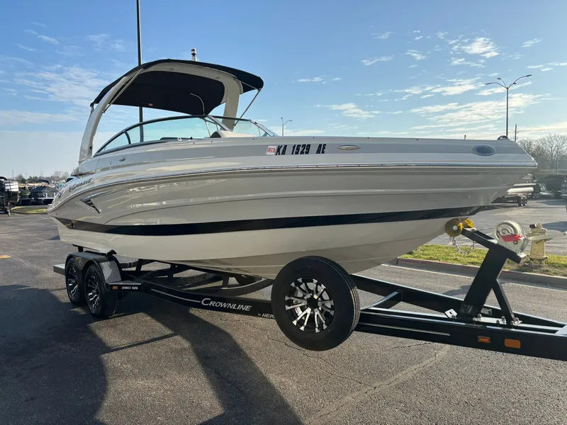 Slide: The Image of Crownline Boats 260 SS 2023 - 3