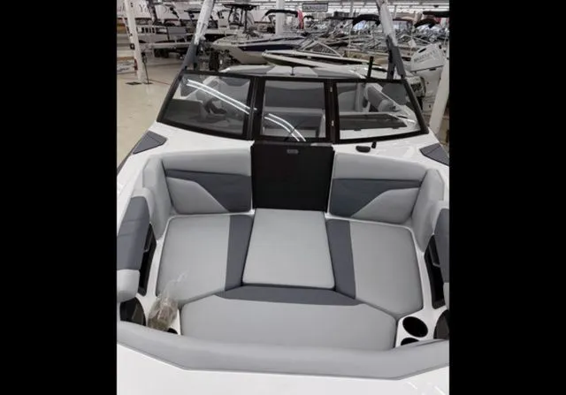 Slide: The Image of Axis Wake Research A20 2025 - 5