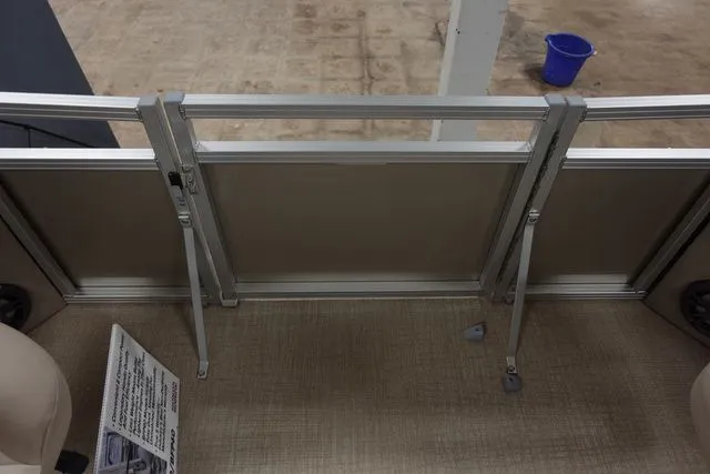 Slide: The Image of Tahoe STX Quad Fish 19 FT 2024 - 5