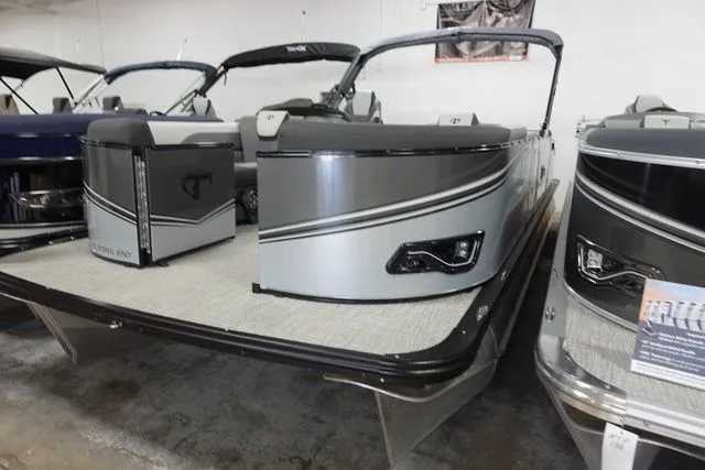 The Image of Tahoe LTZ Entertainer 23 FT 2024 - 1
