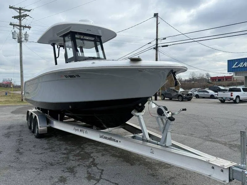 Slide: The Image of Robalo R272 Center Console 2019 - 37